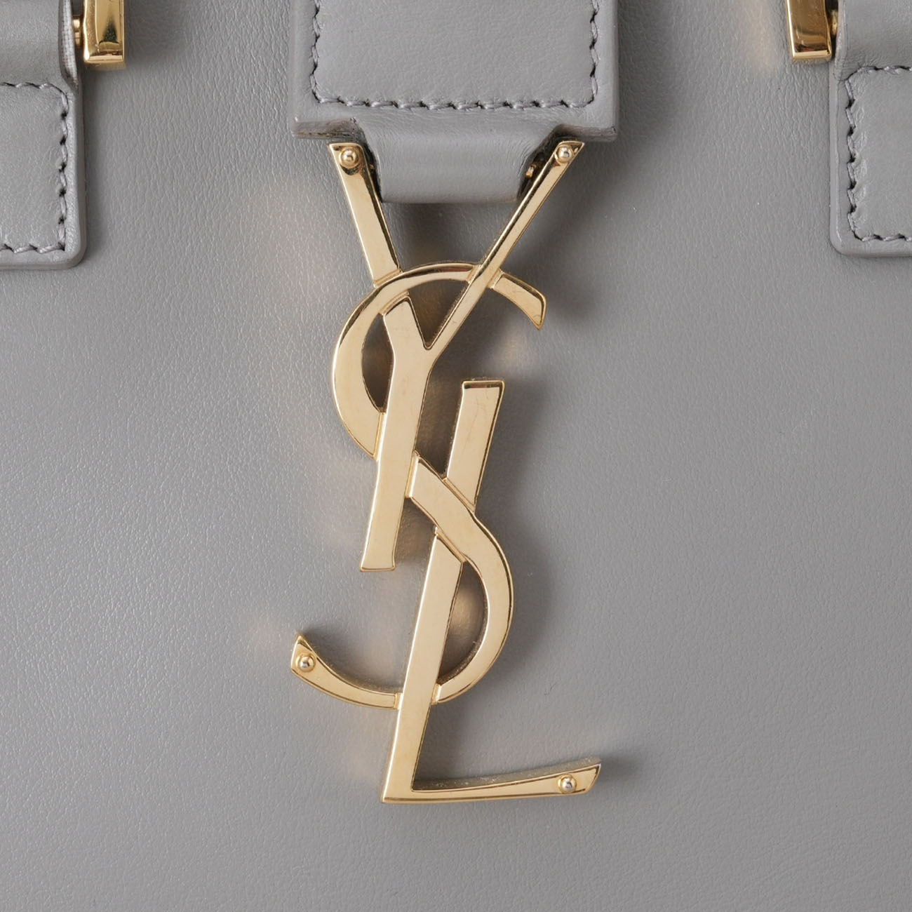 YVES SAINT LAURENT(USED)생로랑 카바스 베이비 토트백